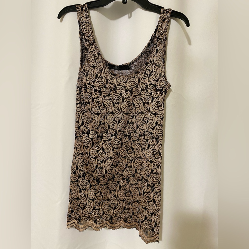 Buckle BKE Boutique | Metallic Tank Top • Scalloped hem lace top